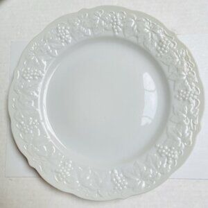 Fine China WHITE CHAMPAGNE Dinner Plate Grape Leaf Pattern White
